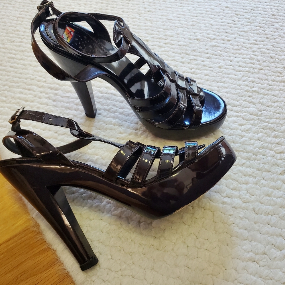 PAUL SMITH Made In Italy BROWN PATENT LEATHER HEELS SIZE 37